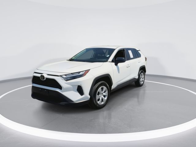 Used 2025 White Toyota LE image 4