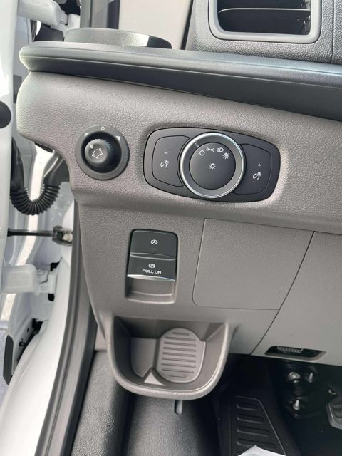 New 2025 White Ford Base image 23
