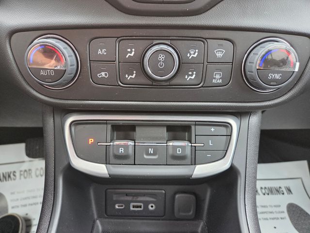 2024 GMC Terrain AWD SLT