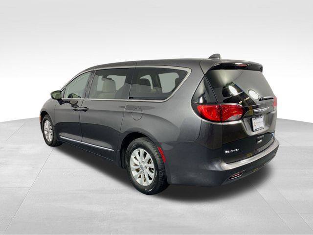 2017 Chrysler Pacifica Touring 29