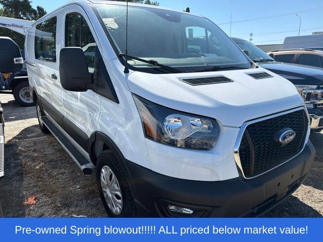 Used 2025 White Ford XL image 6