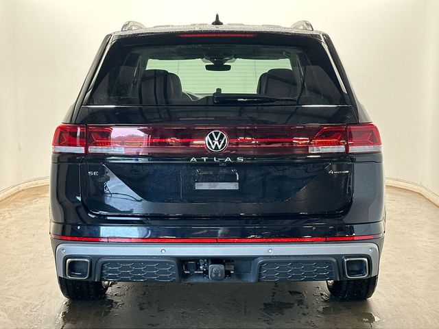 2025 Volkswagen Atlas 2.0T Peak Edition Black at Subaru and VW of Moon Township