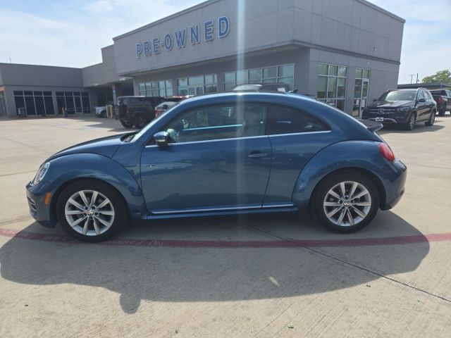 2019 Volkswagen Beetle 2.0T SE