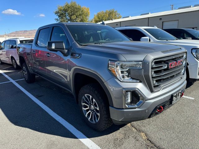 2020 GMC Sierra 1500 AT4 3