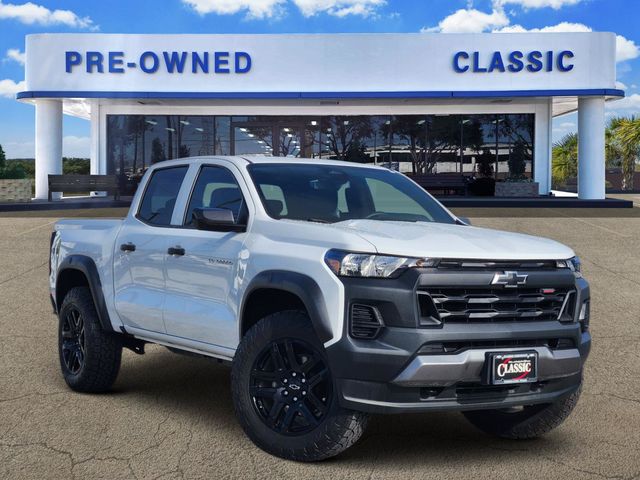 2025 Chevrolet Colorado Trail Boss White at AutoSavvy Houston Northwest