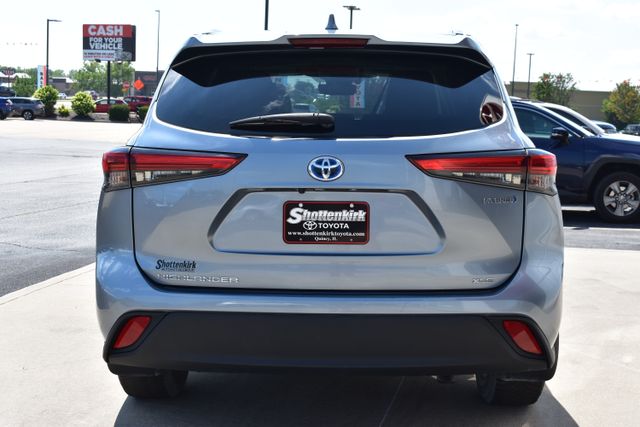 Used 2020 Toyota Highlander Hybrid SUV