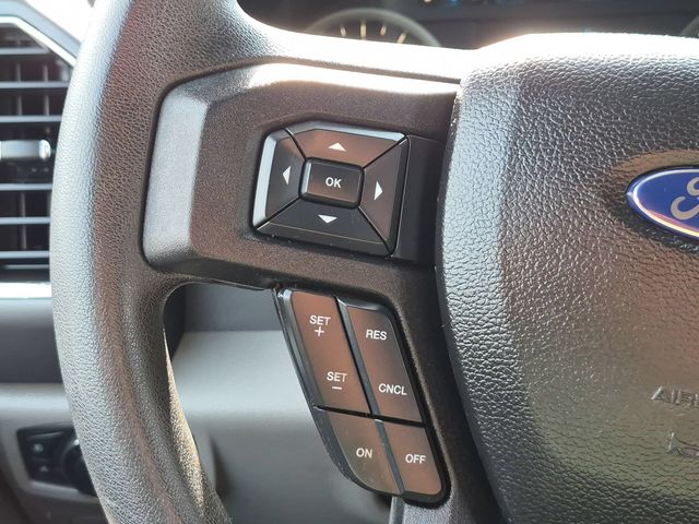 Used 2016 Blue Ford XLT image 18