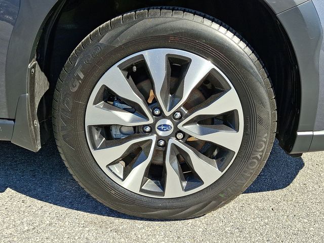 2023 Subaru Outback Touring XT - 9