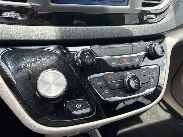 2022 Chrysler Voyager - $20,988