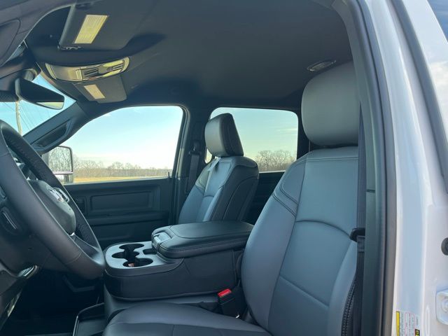 2026 Ram 3500 Tradesman - Image 4