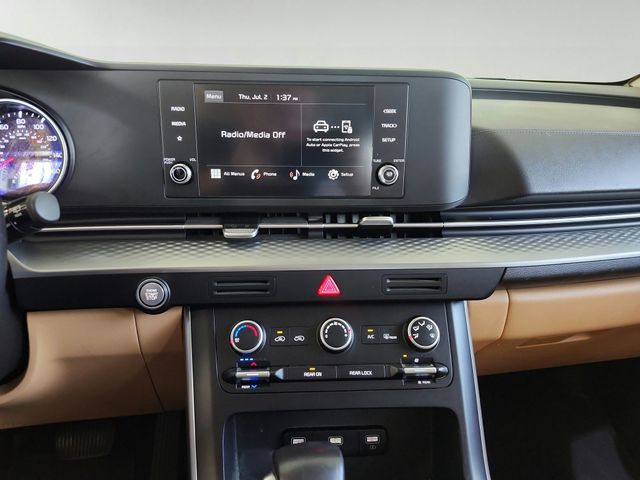 Used 2023 Kia Carnival Van
