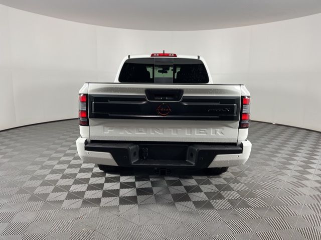 2025 Glacier White Nissan Frontier PRO-X RWD Truck