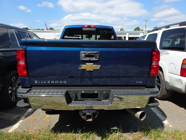 Used 2018 Blue Chevrolet LTZ image 8