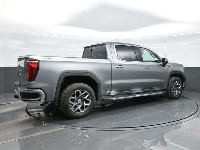 2025 GMC Sierra 1500 SLT 8