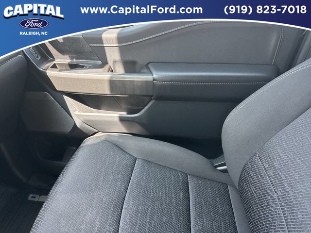 Used 2023 Black Ford XLT image 28