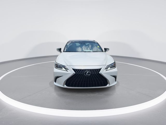 Used 2022 White Lexus 350 image 3