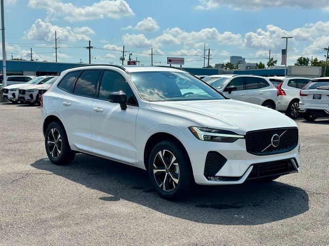 2026 Volvo XC60 B5 Core
