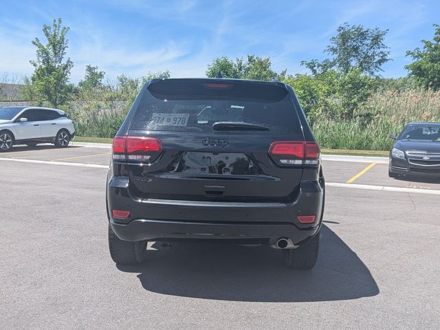 2020 Jeep Grand Cherokee - Image 4