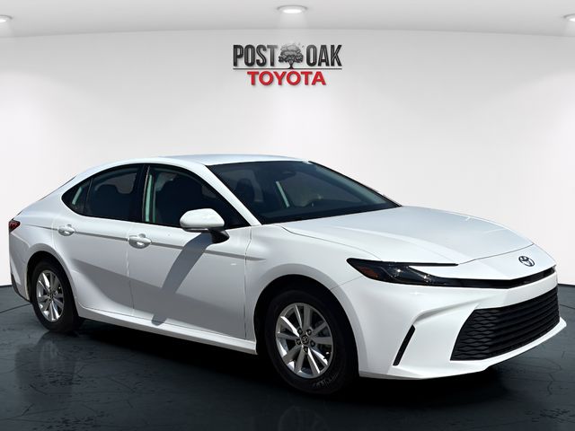 2025 Toyota Camry LE FWD