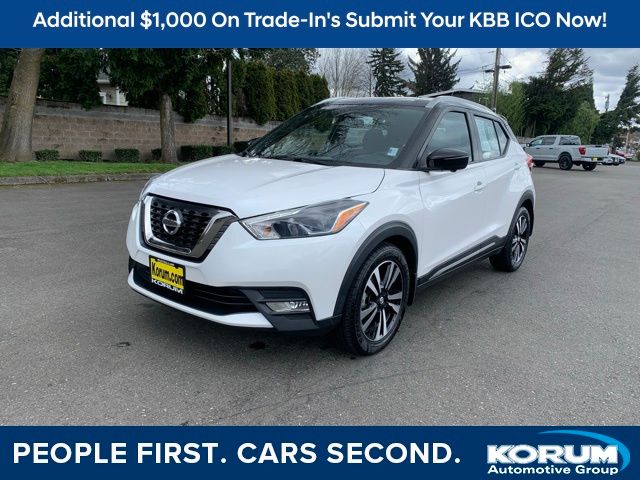 Aspen White/Super Black 2018 Nissan Kicks SR FWD SUV / Crossover Front-Wheel Drive Continuously Variable Transmission