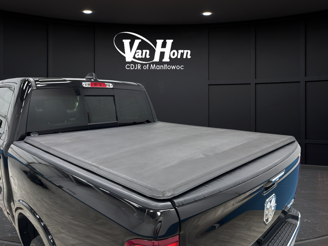 Used 2022 Diamond Black Crystal Pearlcoat Ram Laramie image 9