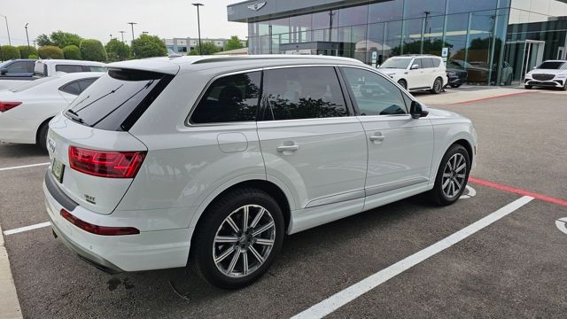 Thumbnail: 2017 Audi Q7 - 4