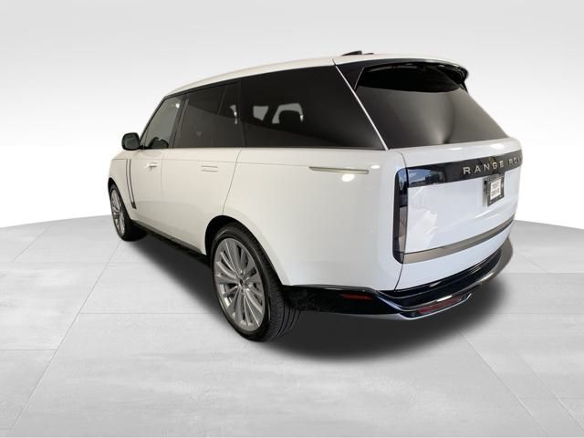 2024 Land Rover Range Rover SE 5