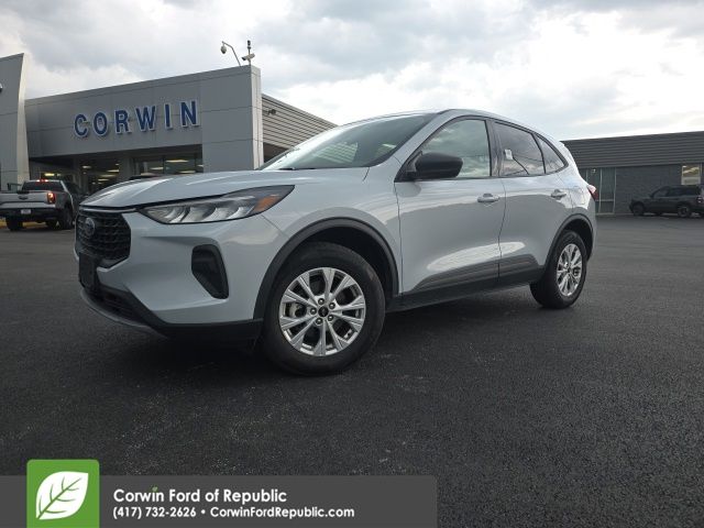 Silver Metallic 2025 Ford Escape SUV / Crossover All-Wheel Drive 8-Speed Automatic