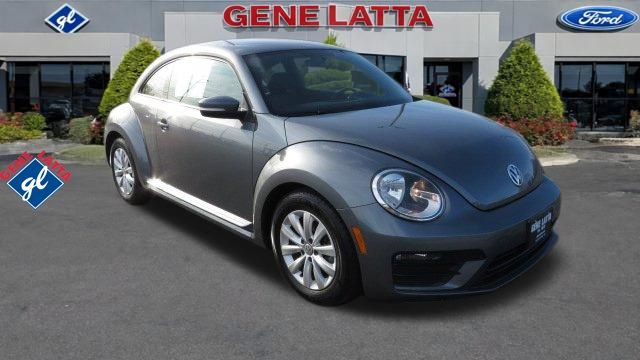 2019 Volkswagen Beetle 2.0T S Hatchback FWD