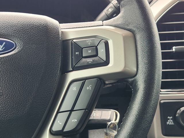2020 Ford F-250SD Lariat Black at Autostrade
