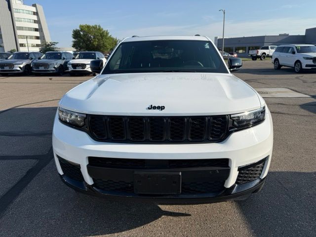 2024 Bright White Clearcoat Jeep Grand Cherokee L Limited 4X4 SUV