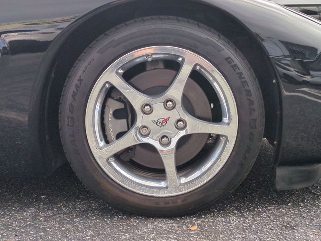 Used 2004 Chevrolet Corvette Base 2D Convertible