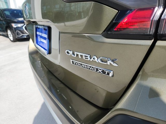 2022 Subaru Outback Touring XT 13