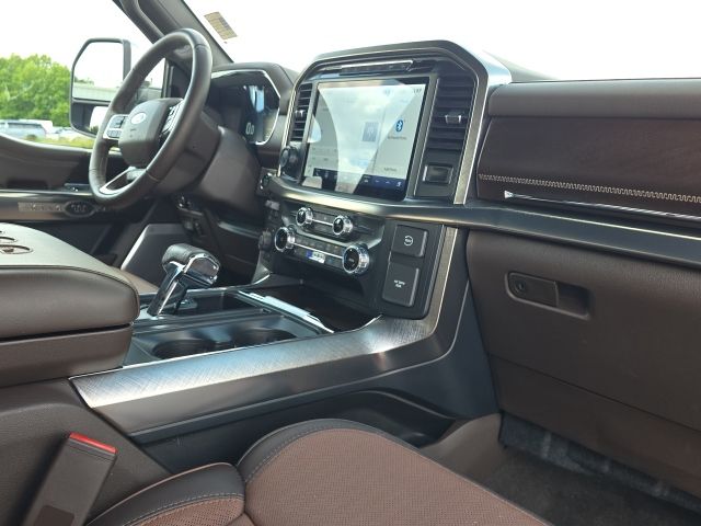 2022 Ford F-150 King Ranch:B02325