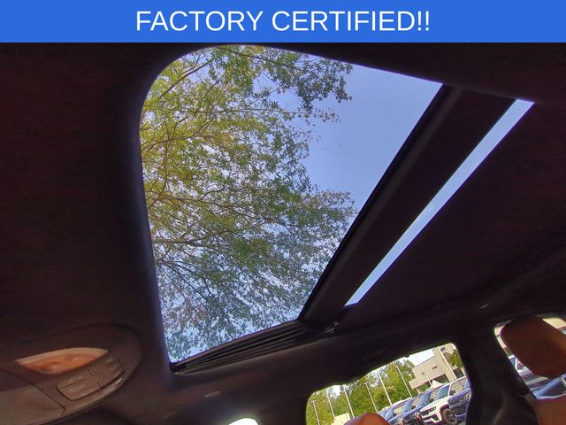 Used 2025 Black Chrysler Pinnacle image 18