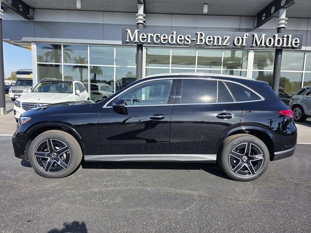 2026 Mercedes-Benz GLC 300 RWD