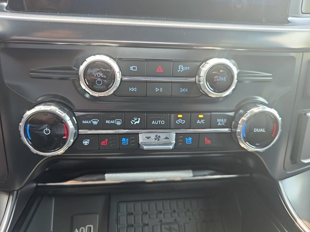 New 2026 Oxford White Ford Lariat® image 24