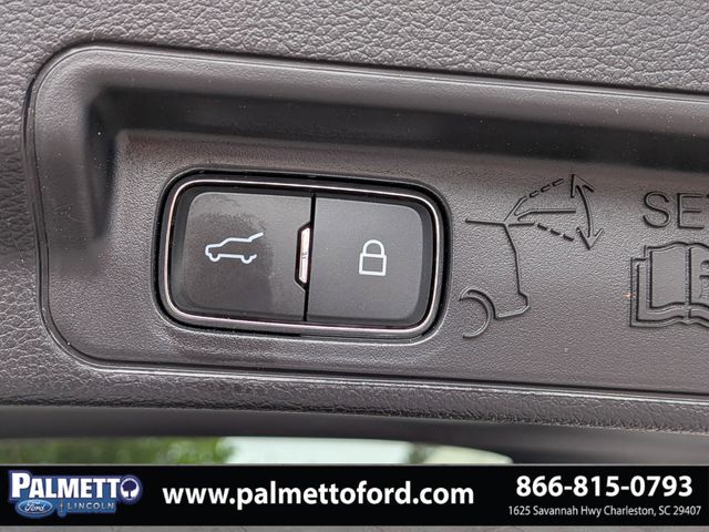 used 2021 Ford Explorer car