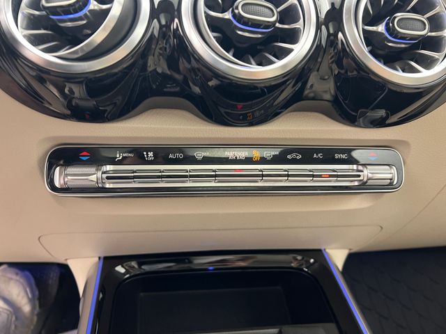 2023 Polar White Mercedes-Benz GLB GLB 250 FWD SUV
