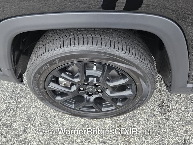 New 2026 Black Jeep Latitude image 16