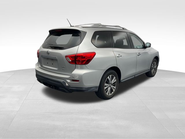 2018 Brilliant Silver Metallic Nissan Pathfinder SV 4X4 SUV