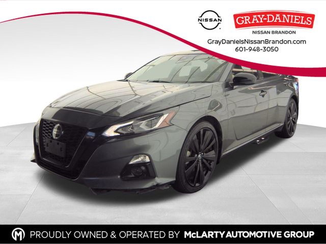 2022 Nissan Altima SR