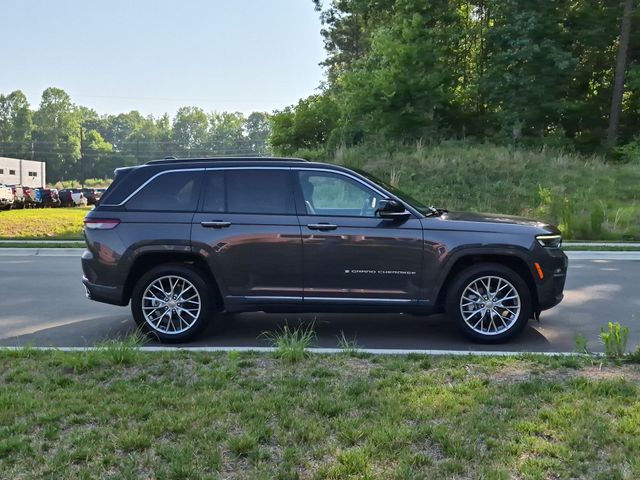 Used 2025 Gray Jeep Summit image 14