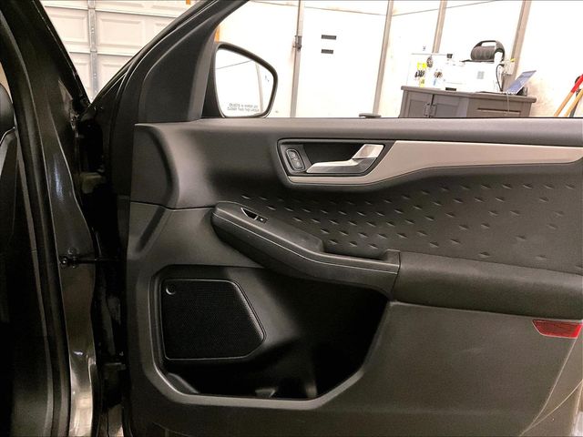 2020 Ford Escape SE Gray at Carlisle Cadillac Buick GMC