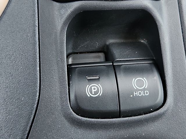 Used Car 2023 Toyota Corolla Cross  Le For Sale Under $25,000 In Plainview, Texas