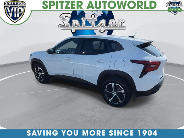 Used 2024 White Chevrolet 1RS image 6