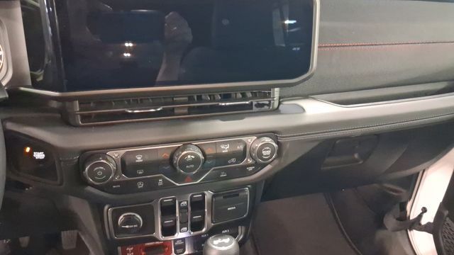 Used 2026 Jeep Wrangler SUV