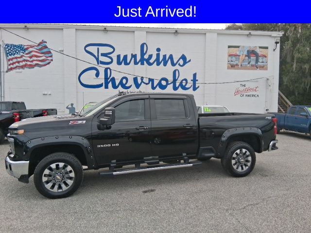 2024 Chevrolet Silverado 3500HD LT Crew Cab 4WD