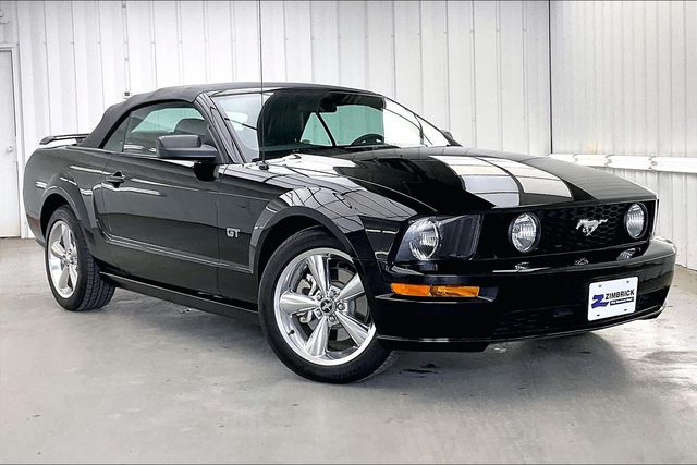 2006 Ford Mustang GT Premium Convertible RWD