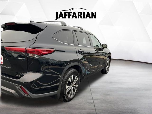 Used 2021 Toyota Highlander Hybrid SUV